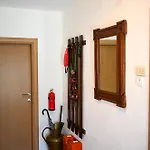 Vikendica Musafir's House Pazaric
